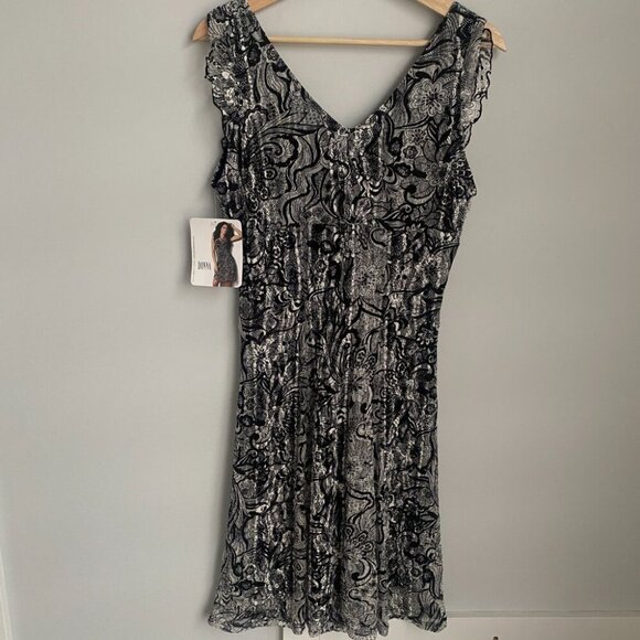 Donna Black & White Floral Lace Overlay Empire Waist V-Neck Midi Dress Size L - Picture 3 of 6
